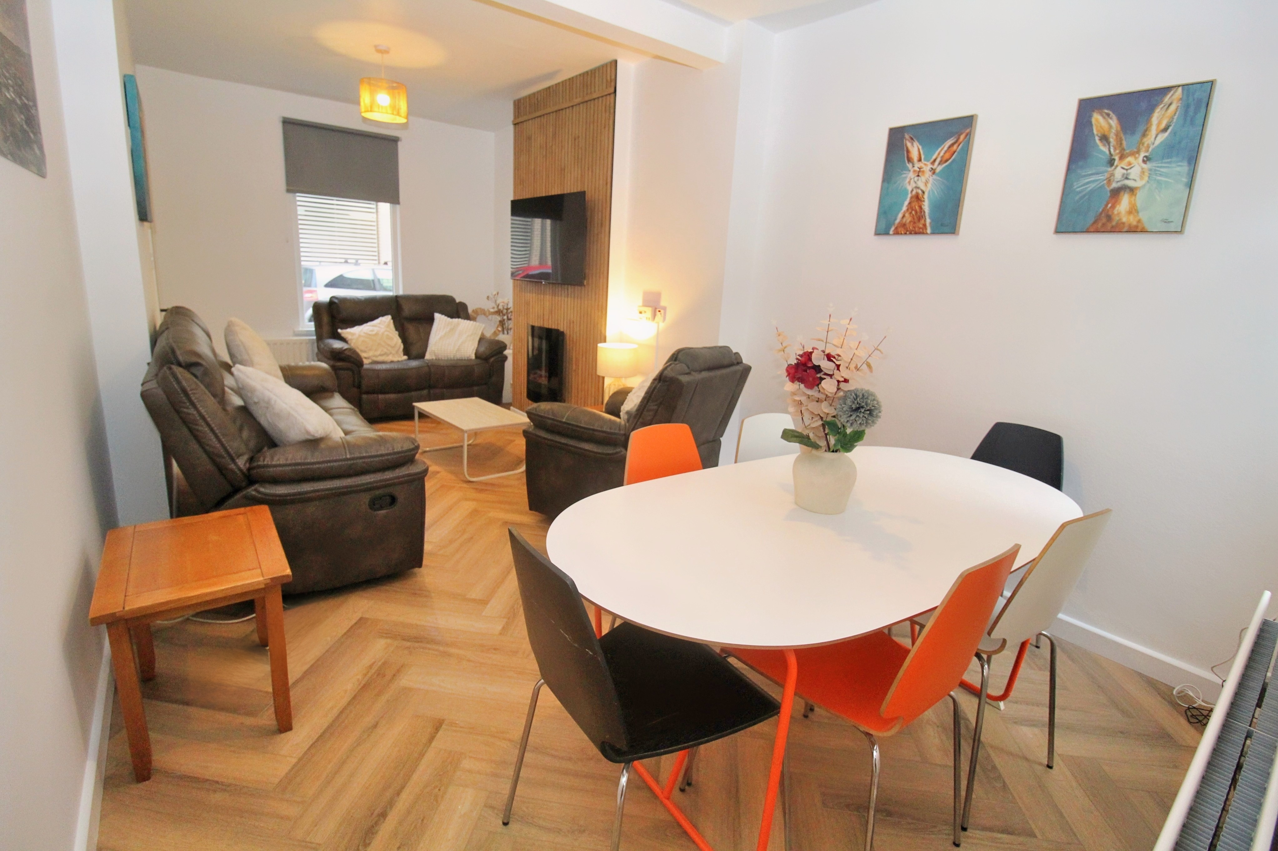 91 Charles Street South Belfast holiday townhouse